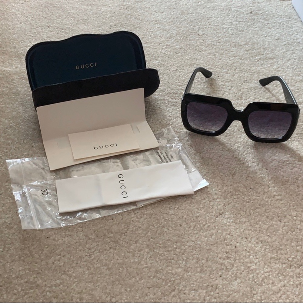 NIB NEW Gucci GG0053S Black Sunglasses